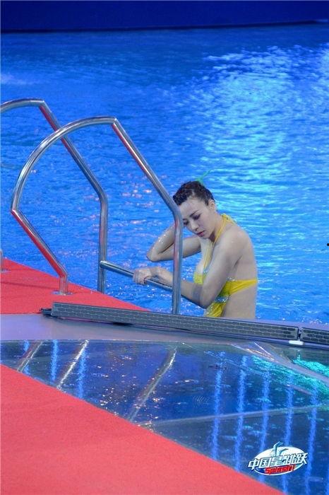 跳水明星走光,瞬间成为热搜焦点